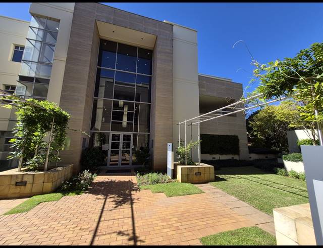 1,012M² OFFICE TO LET IN ILLOVO